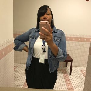 Meet your Posher, Latrice